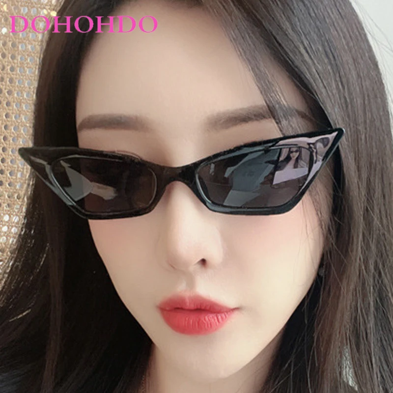 Fashion Vintage Small Frame Cat Eye Sunglasses For Women Men Trend Brand Designer Outdoors Street Photography Sun Glasses UV400
Fashion Vintage Small Frame Cat Eye Sunglasses For Women Men Trend Brand Designer Outdoors Street Photography Sun Glasses UV400