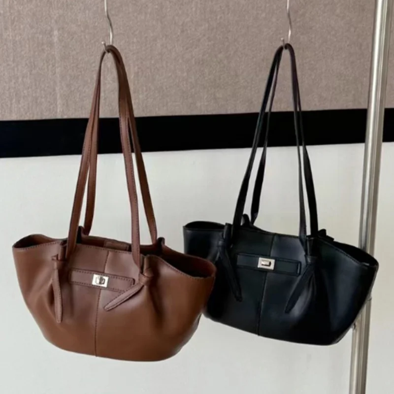 Brand Solid Color Slouchy Tote Bag Stylish Metal Buckle Design Shoulder Bag Soft Leather Commute Handbag Casual Crossbody Bag
Brand Solid Color Slouchy Tote Bag Stylish Metal Buckle Design Shoulder Bag Soft Leather Commute Handbag Casual Crossbody Bag