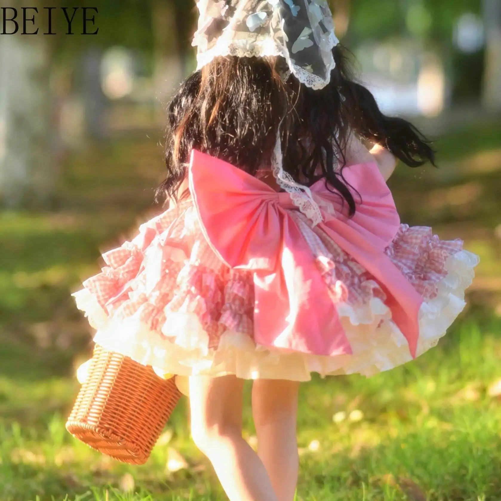 Kids Summe Rnew Arrival Princess Dresses Summer Fashionable Cute Lolita Style Girl Super Fairy Plaid Girls Casual Dresses
Kids Summe Rnew Arrival Princess Dresses Summer Fashionable Cute Lolita Style Girl Super Fairy Plaid Girls Casual Dresses