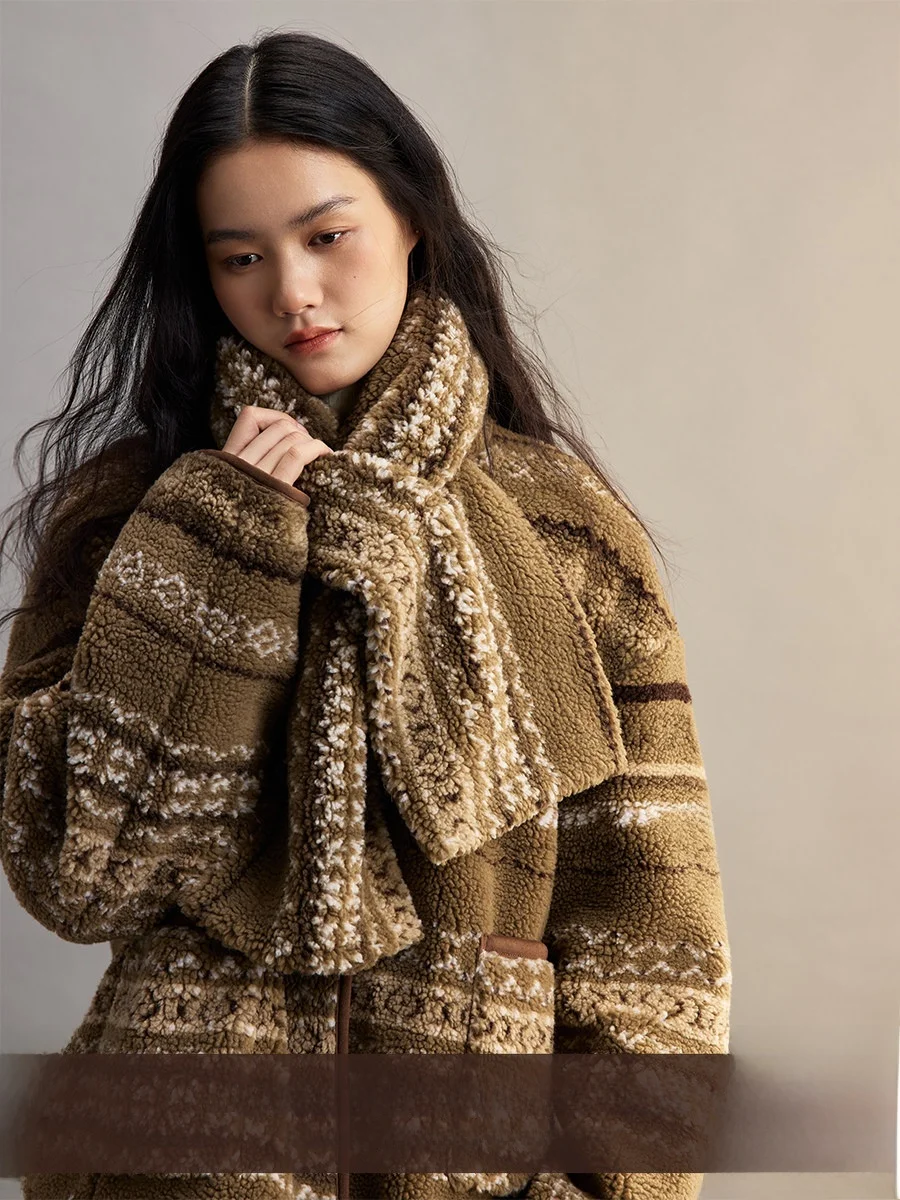 CAREMIND Women's Jaet Faux Lamb Fur Coat with Button Design Warm ort Sle Polyester Fabric round Ne Long Sve
CAREMIND Women's Jaet Faux Lamb Fur Coat with Button Design Warm ort Sle Polyester Fabric round Ne Long Sve