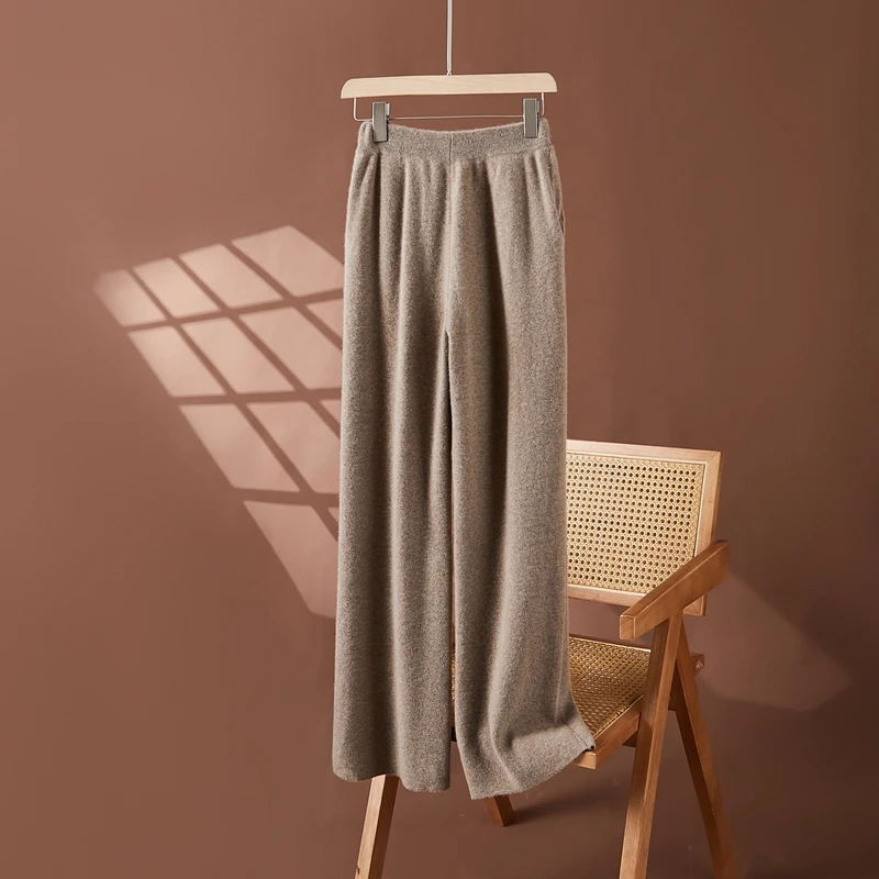 Luxury Autumn Winter Women 100% Cashmere Straight-leg Pants Elastic Waist Knitted Trousers Grace Soft High Quality Casual Pants
Luxury Autumn Winter Women 100% Cashmere Straight-leg Pants Elastic Waist Knitted Trousers Grace Soft High Quality Casual Pants