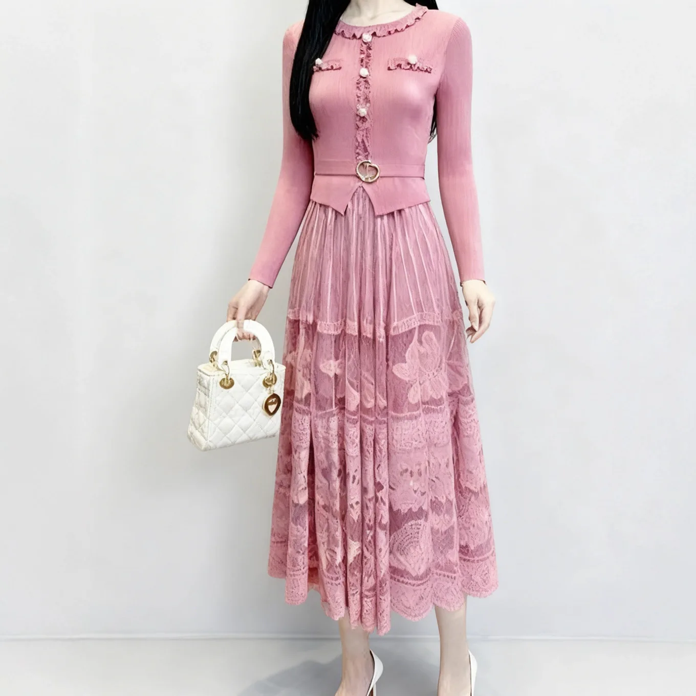 Miyake Pleated New 2025 Autumn Pleated Skirt Dress Women Long Spring Women's Lace Splicing Temperament Bottoming Skirt Pleats
Miyake Pleated New 2025 Autumn Pleated Skirt Dress Women Long Spring Women's Lace Splicing Temperament Bottoming Skirt Pleats