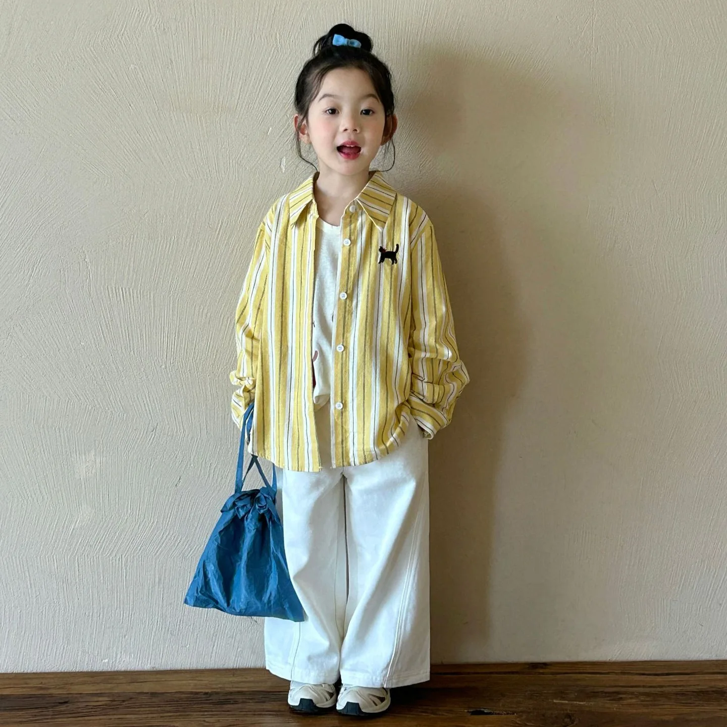 Children's Shirt 2025 Spring New Style Korean Striped Shirt for Children Aged 2-7 Girls' Long Sleeve Bottom Shirt Trendy
Children's Shirt 2025 Spring New Style Korean Striped Shirt for Children Aged 2-7 Girls' Long Sleeve Bottom Shirt Trendy