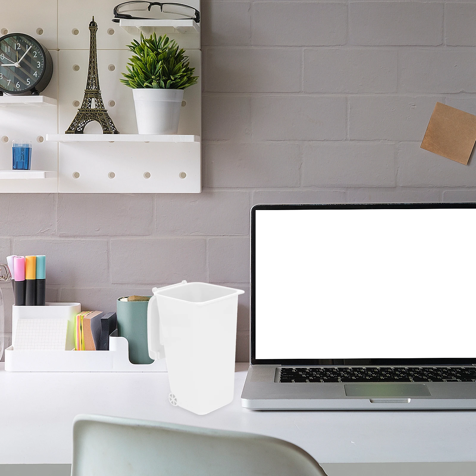 Mini Multifunction Desk Trash Bin Small Desktop Garbage Container Storage Bucket Pen Holder for Office Kitchen
Mini Multifunction Desk Trash Bin Small Desktop Garbage Container Storage Bucket Pen Holder for Office Kitchen