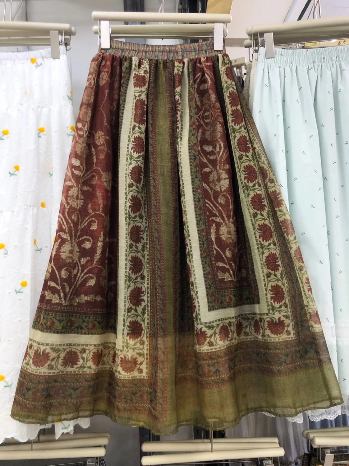 Vintage Mid-Length Linen Print Skirt High Waist A-Line Slimming Half-Body Holiday Fashion Women's Premium Feel Ethnic Style
Vintage Mid-Length Linen Print Skirt High Waist A-Line Slimming Half-Body Holiday Fashion Women's Premium Feel Ethnic Style