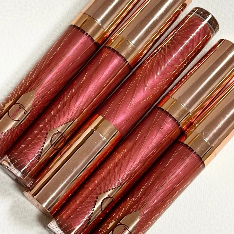 Charlotte Tilbury Cosmetic Brand Hot-selling Lipstick Water Light Collagen Lip Moisturizer The Non-stick Cup Has A Moist Texture
Charlotte Tilbury Cosmetic Brand Hot-selling Lipstick Water Light Collagen Lip Moisturizer The Non-stick Cup Has A Moist Texture