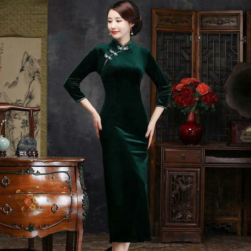 Chinese National Elegant Dresses Evening Qipao Banquet High Split Cheongsam Pleuche Solid Color Ethnic Dress Bracelet Sleeve
Chinese National Elegant Dresses Evening Qipao Banquet High Split Cheongsam Pleuche Solid Color Ethnic Dress Bracelet Sleeve