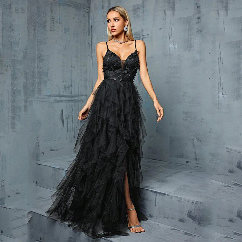Black 2024 New Sexy Evening Dresses V-neck A-line Spaghetti Strap Elegant Simple Prom Dress For Ladies Banquet Party Dresses
Black 2024 New Sexy Evening Dresses V-neck A-line Spaghetti Strap Elegant Simple Prom Dress For Ladies Banquet Party Dresses