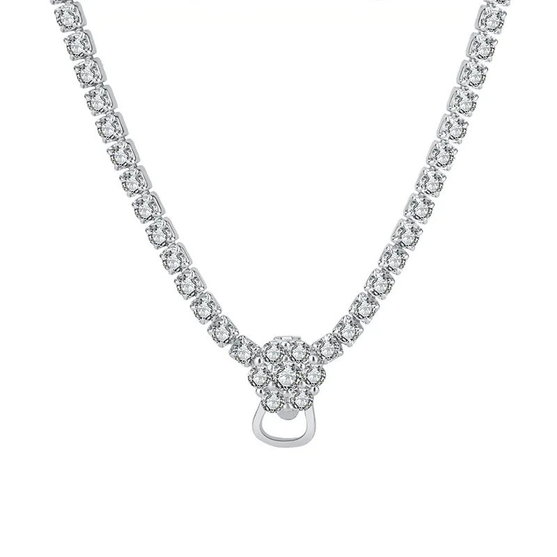 New S925 full body silver colored treasure high carbon diamond square pendant stone 13 * 13
New S925 full body silver colored treasure high carbon diamond square pendant stone 13 * 13
