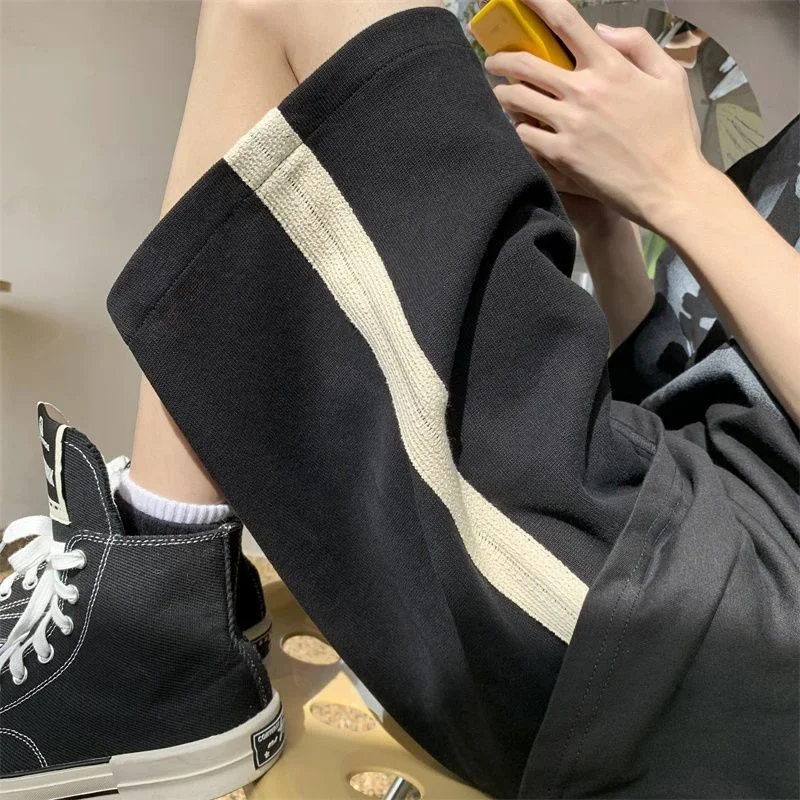 Streetwear Striped Shorts Women Harajuku BF Loose Wide Leg Shorts Summer Korean High Waist Casual Baggy Sports Short Pant Summer
Streetwear Striped Shorts Women Harajuku BF Loose Wide Leg Shorts Summer Korean High Waist Casual Baggy Sports Short Pant Summer