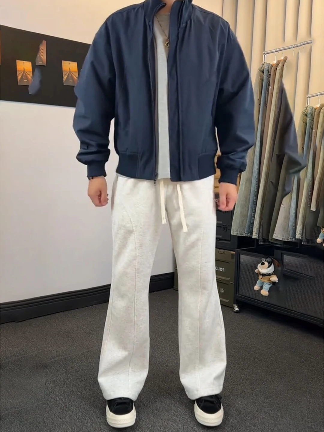 Light ey Casual Straight Leg Pants Men's Autumn Loose Flared Knife Sports Sweatpants American Trendy Brand
Light ey Casual Straight Leg Pants Men's Autumn Loose Flared Knife Sports Sweatpants American Trendy Brand