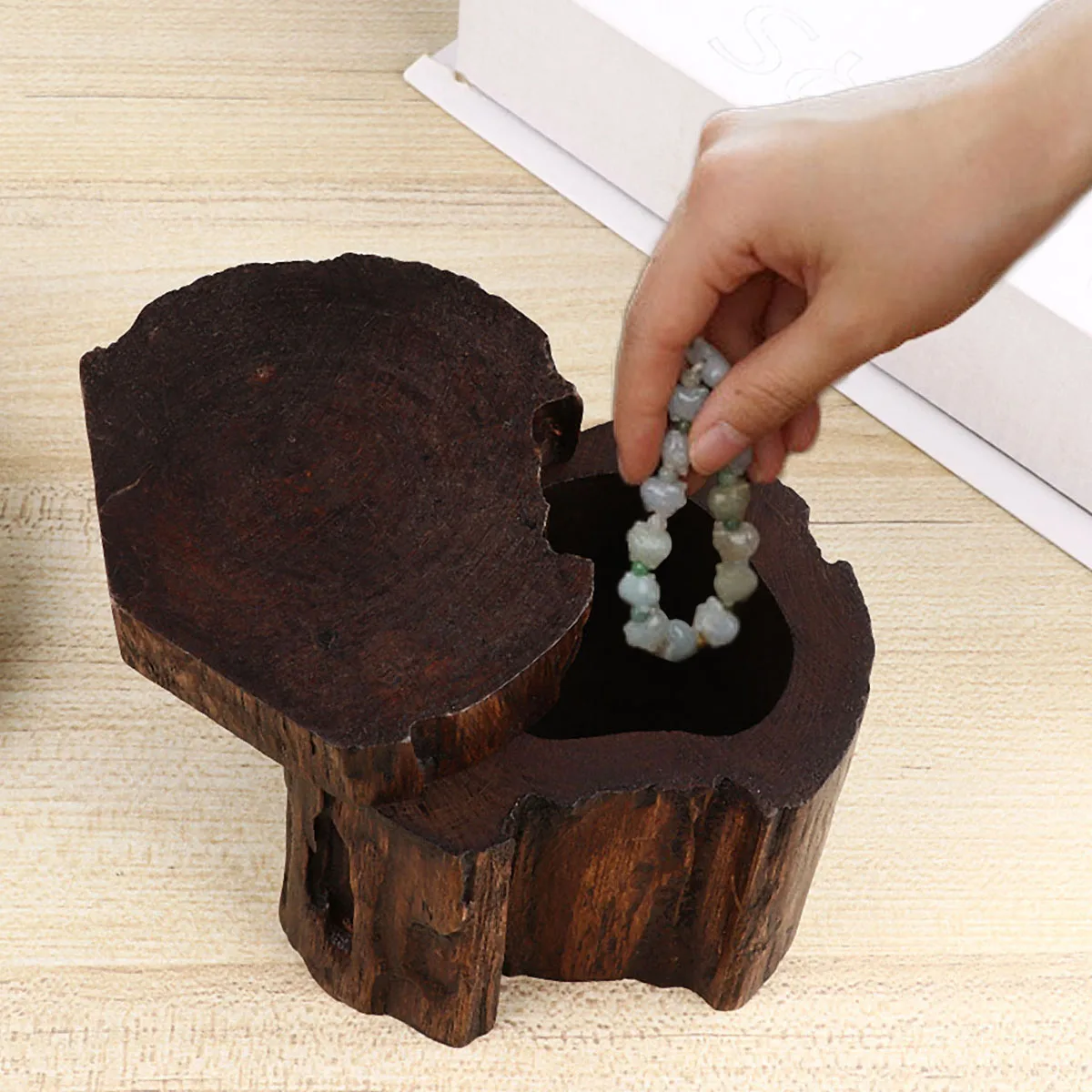 Solid Wood Box Durable Retro Storage Jewelry Storage Box Organizer For Bracelet Earring Bedroom Desk Wooden Container
Solid Wood Box Durable Retro Storage Jewelry Storage Box Organizer For Bracelet Earring Bedroom Desk Wooden Container