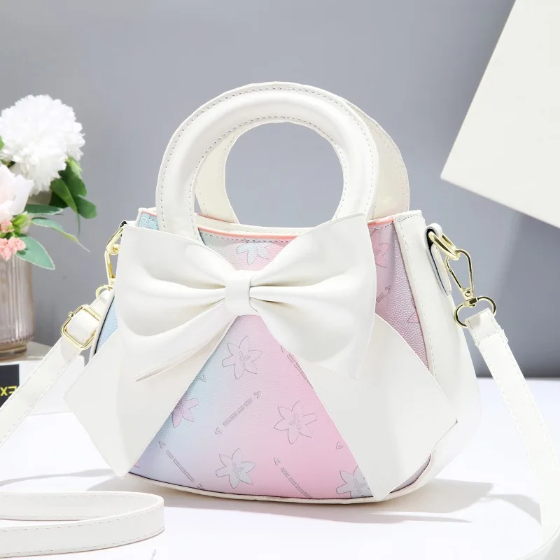 New Trendy and High-end Style Print Small Square Bag Fashion Western-style Bow Shoulder Hand-held Women's Crossbody Bag
New Trendy and High-end Style Print Small Square Bag Fashion Western-style Bow Shoulder Hand-held Women's Crossbody Bag