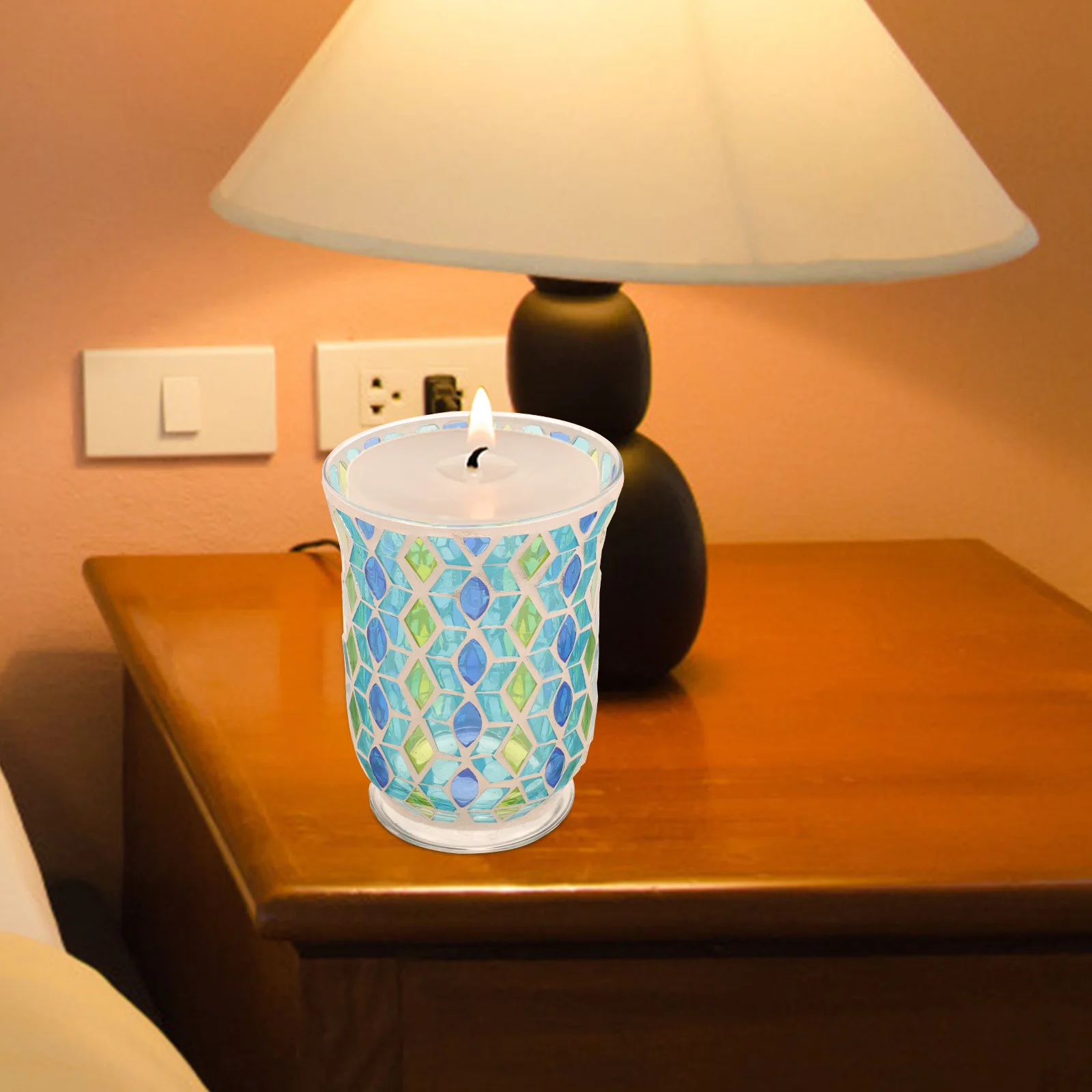 Tealight Holder Glass Stand Solid Material Creative Decorative Design Romantic Cozy Atmosphere Holder
Tealight Holder Glass Stand Solid Material Creative Decorative Design Romantic Cozy Atmosphere Holder