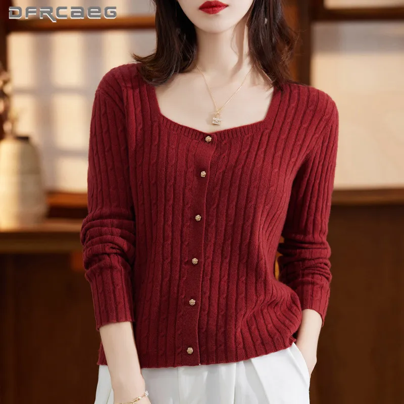 Retro Twist Long Sleeved Knitted Top Woman Cardigan Autumn Casual Square Collar Sweater Bottoming Clothes
Retro Twist Long Sleeved Knitted Top Woman Cardigan Autumn Casual Square Collar Sweater Bottoming Clothes