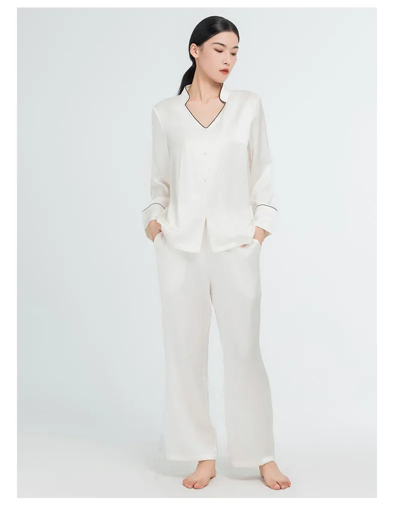 Pure Silk Pajama Set Long Sleeve Button Up Lapel Top & Pants Set Women's Sleepwear & Loungewear Mulberry Silk Pajamas for Women
Pure Silk Pajama Set Long Sleeve Button Up Lapel Top & Pants Set Women's Sleepwear & Loungewear Mulberry Silk Pajamas for Women