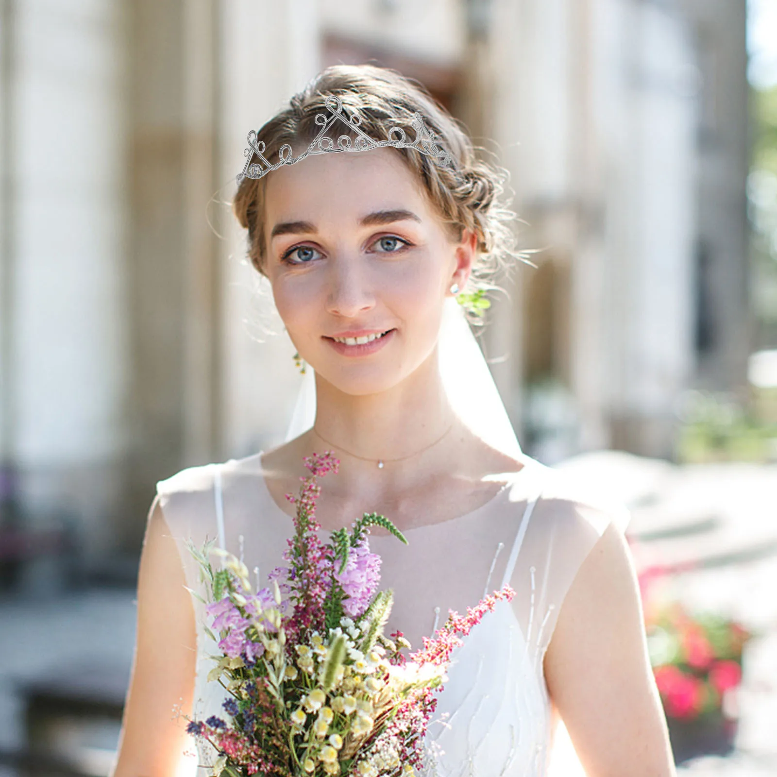 1pc Diy Copper Winding Crown Handcraft Headwear For Women Girls Silver Simple Hair Accessory Craft Jewelry Party Wedding Decor 
1pc Diy Copper Winding Crown Handcraft Headwear For Women Girls Silver Simple Hair Accessory Craft Jewelry Party Wedding Decor