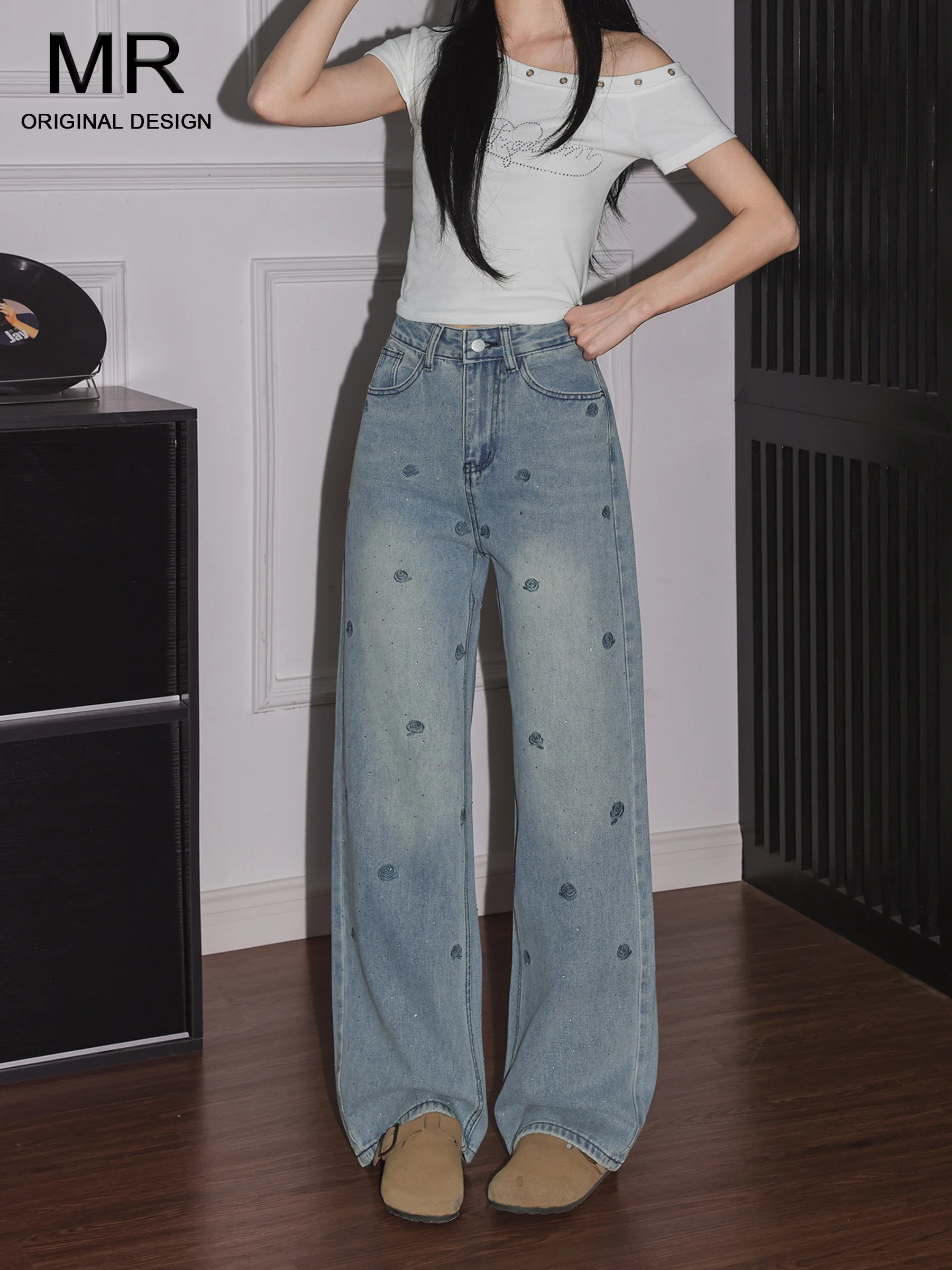 American Style High Waist Straight Leg Embroidered Denim Jeans Women's Summer Slimming Wide Leg Pants Loose Fit Casual Cotton...
American Style High Waist Straight Leg Embroidered Denim Jeans Women's Summer Slimming Wide Leg Pants Loose Fit Casual Cotton...