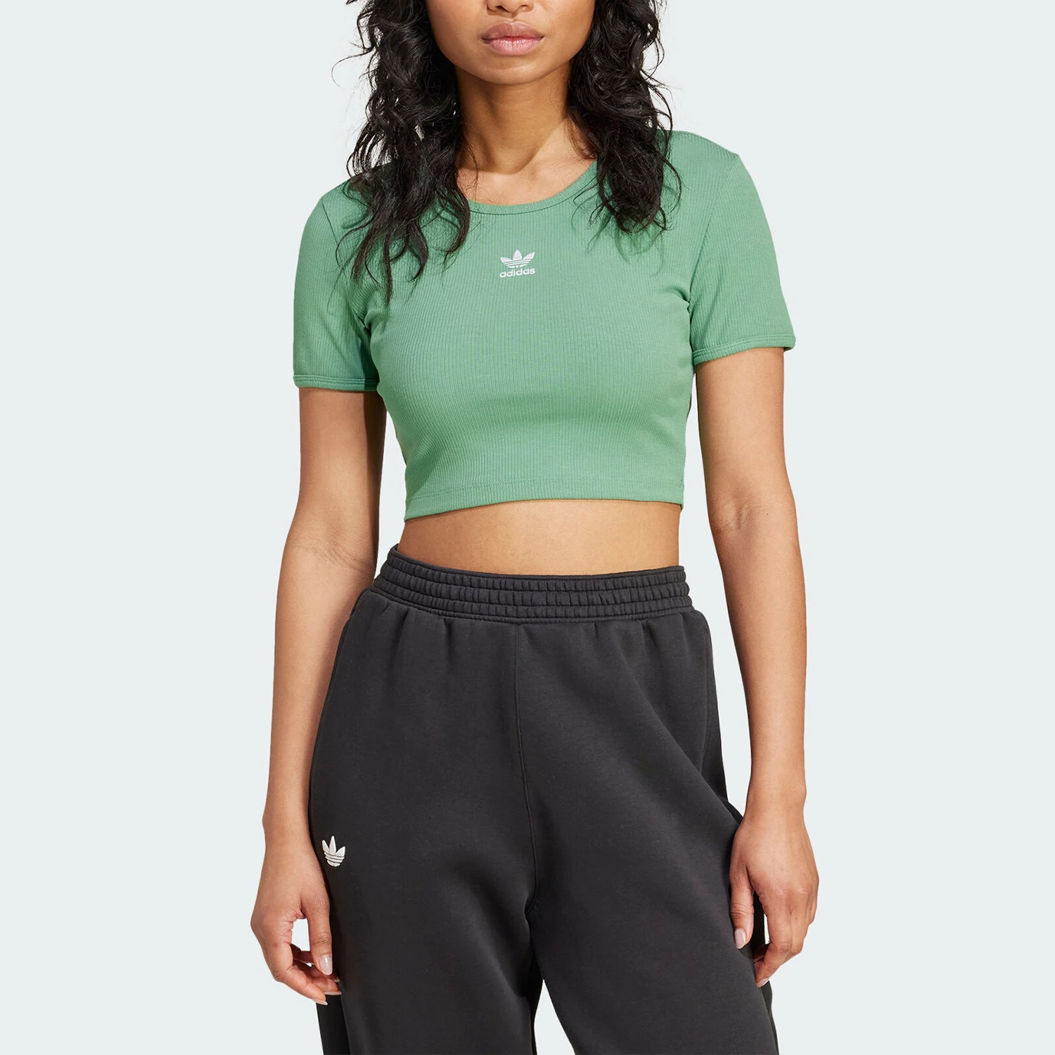 Adidas genuine Three Stripes Women's Knitted Round Neck Sports Casual Short Sleeve IY9665
Adidas genuine Three Stripes Women's Knitted Round Neck Sports Casual Short Sleeve IY9665