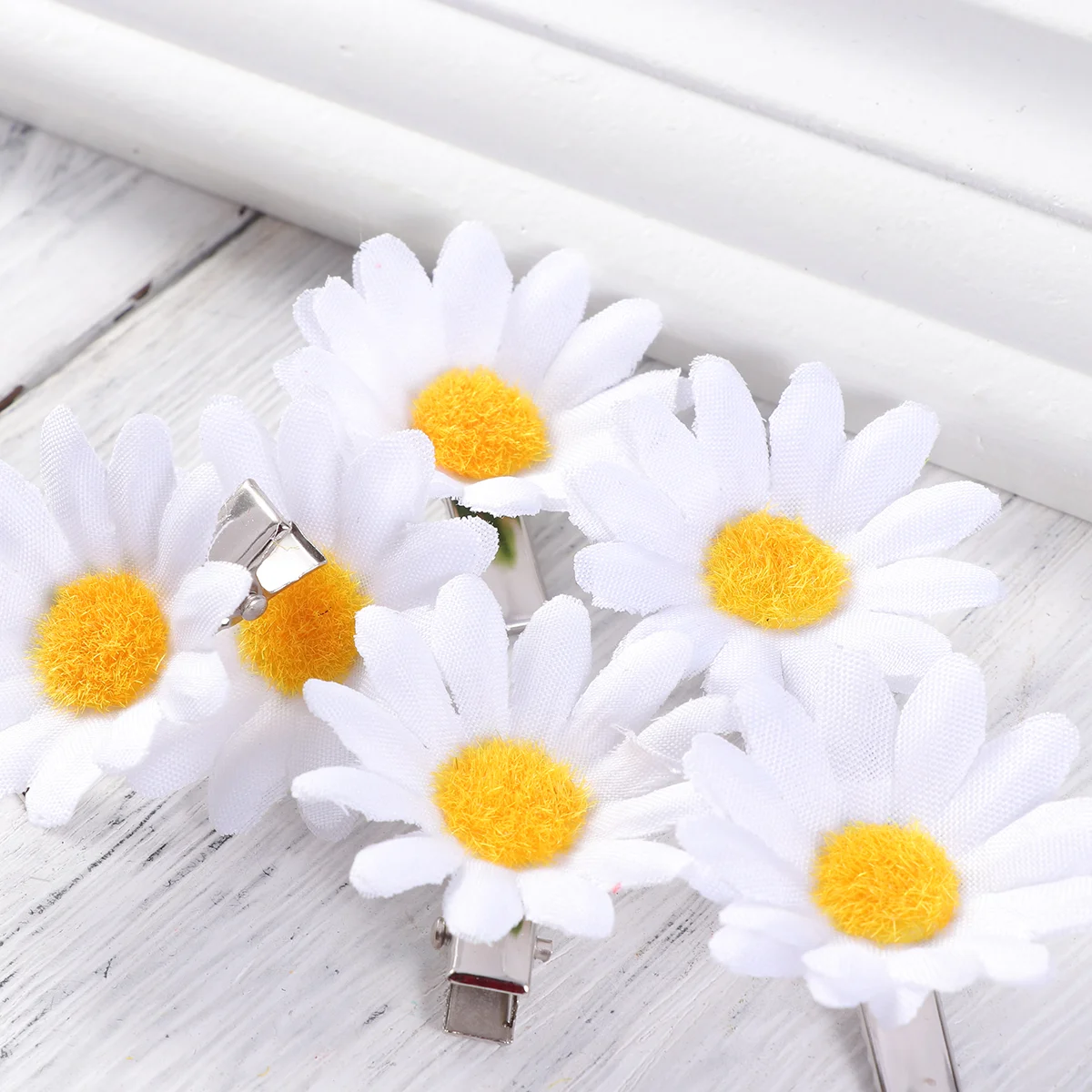 50 Pcs Daisy Hair Clips Women Barrettes Girls Hair Cute Simple Fashion Design Wedding Party Daily Life Comfortable Cloth
50 Pcs Daisy Hair Clips Women Barrettes Girls Hair Cute Simple Fashion Design Wedding Party Daily Life Comfortable Cloth