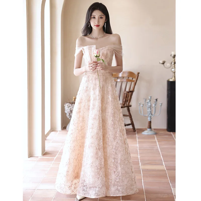 French Off Shoulder Evening Dress Fashion Beaded Sequins Homecoming Dresses 3D Flower Floor-Length Wedding Party Gown
French Off Shoulder Evening Dress Fashion Beaded Sequins Homecoming Dresses 3D Flower Floor-Length Wedding Party Gown