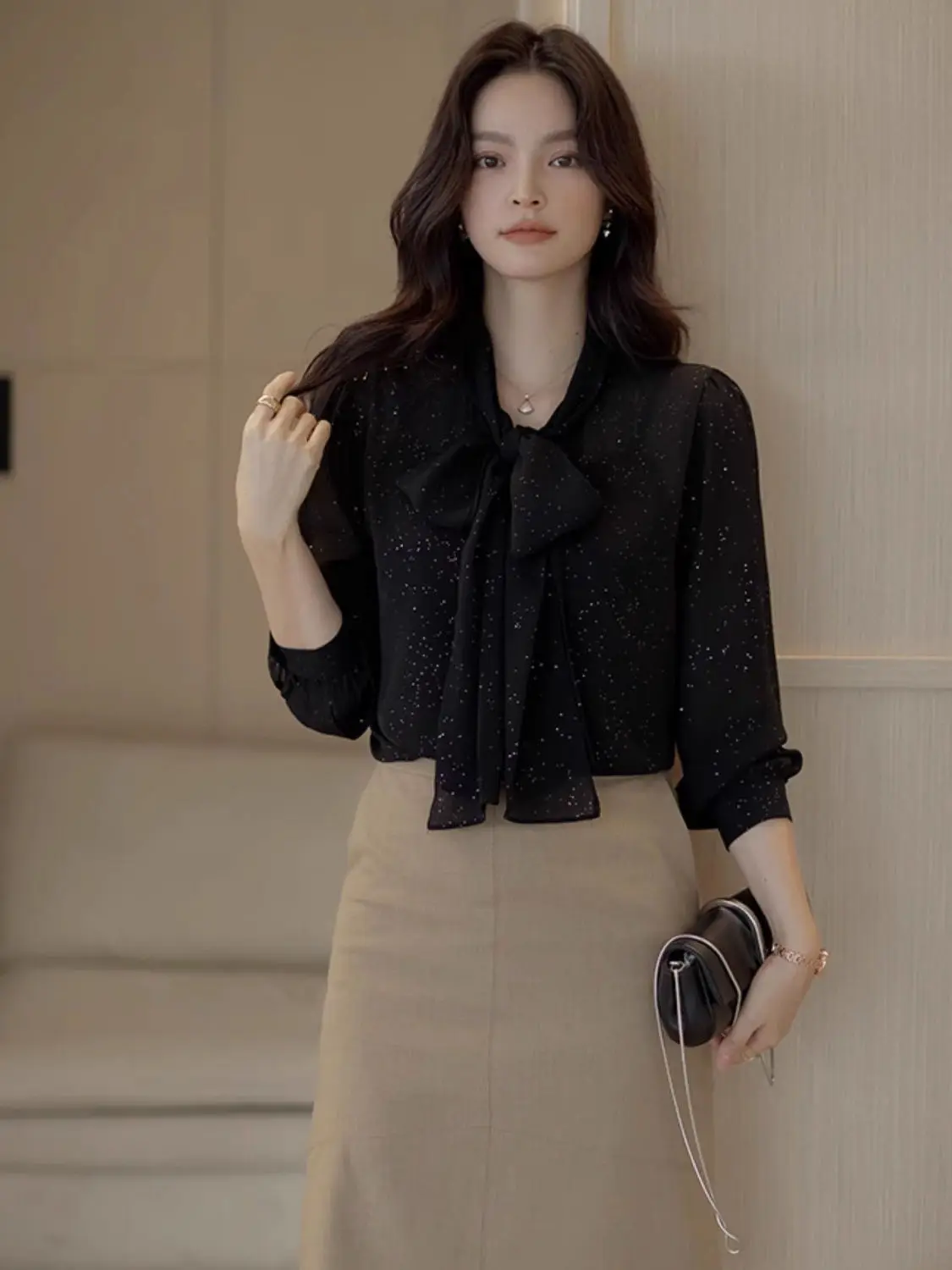 Ele Knot irts Женский свободный длинный све сверкающий блестящий топ весна-осень New Sle Sweet Aosphere Top
Ele Knot irts Женский свободный длинный све сверкающий блестящий топ весна-осень New Sle Sweet Aosphere Top