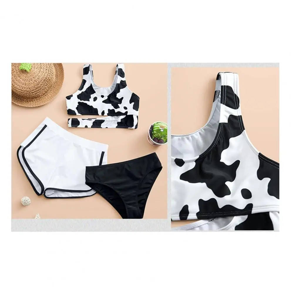 Girls' Vest Shorts Swimsuit Set Cow Floral Print Three-piece Swimsuit Set for Girls Bikini Vest Shorts Tankini with for Kids
Girls' Vest Shorts Swimsuit Set Cow Floral Print Three-piece Swimsuit Set for Girls Bikini Vest Shorts Tankini with for Kids
