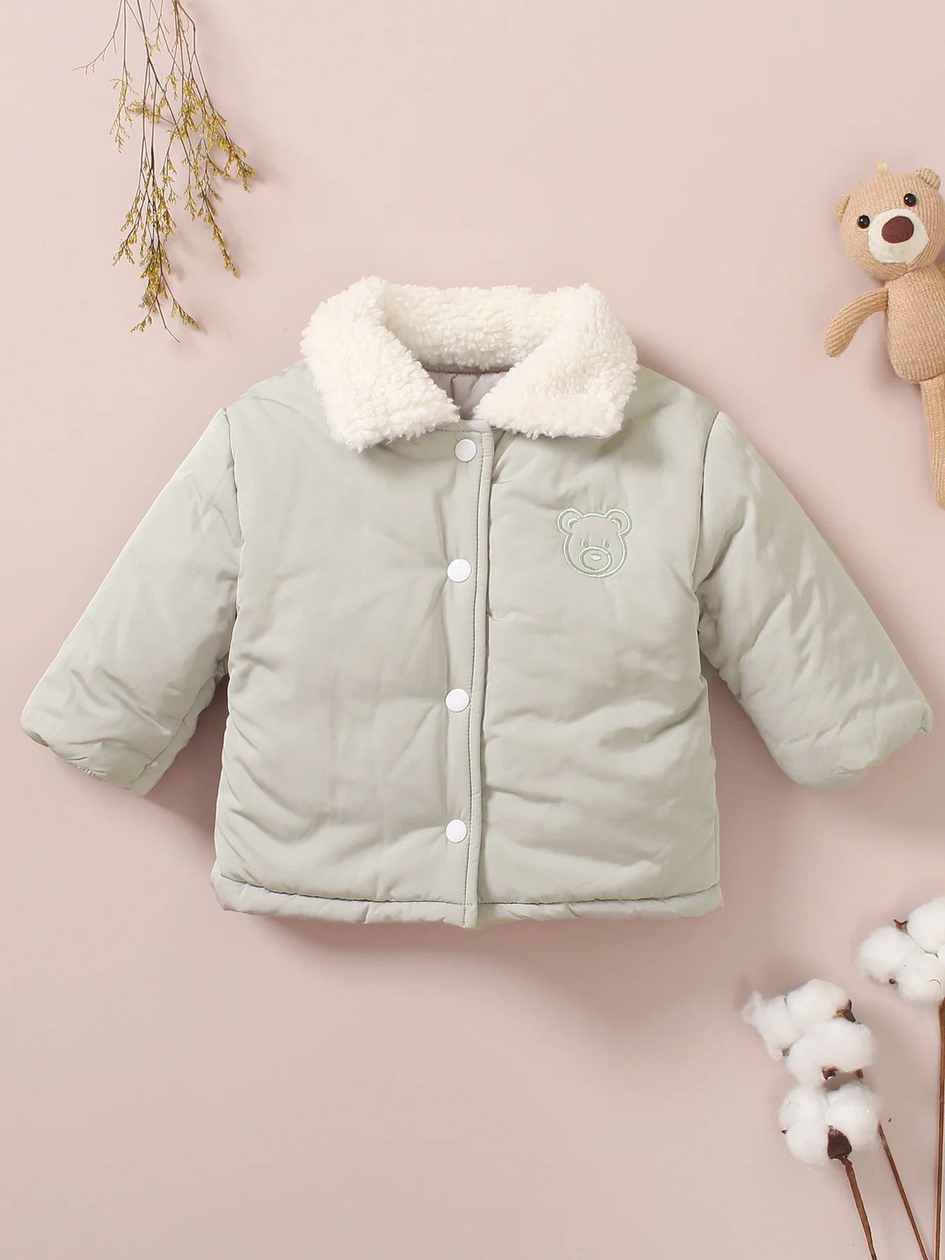 WT22422 Зимняя куртка в корейском стиле для мальчиков и девочек, теплый топ на утолщенной флисовой подкладке, детская одежда унисекс
WT22422 Зимняя куртка в корейском стиле для мальчиков и девочек, теплый топ на утолщенной флисовой подкладке, детская одежда унисекс