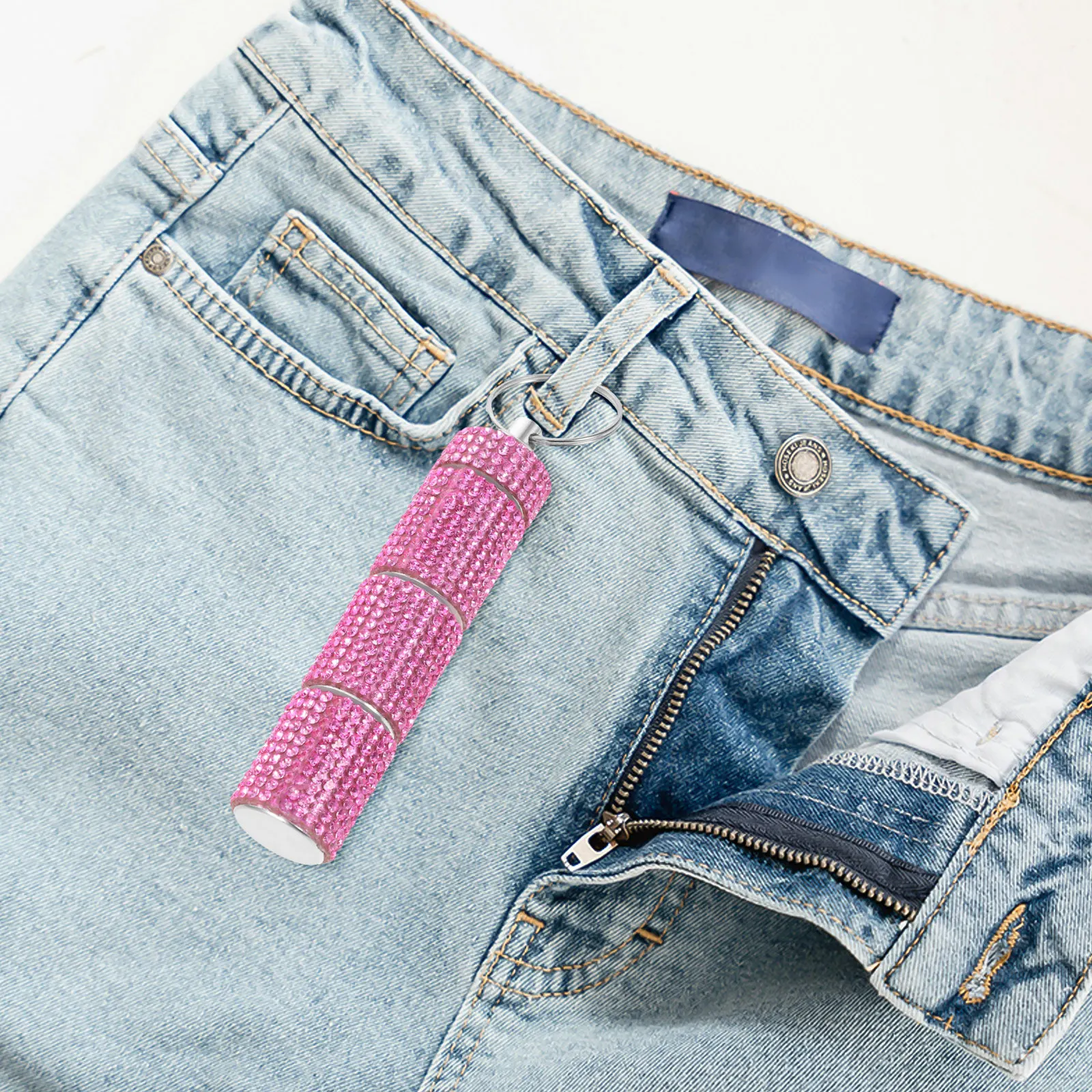 Rhinestone Decorated Pill Keychain Holder 3 Compartment Portable Medicine Case for Travel Purse Bag Essential Management
Rhinestone Decorated Pill Keychain Holder 3 Compartment Portable Medicine Case for Travel Purse Bag Essential Management