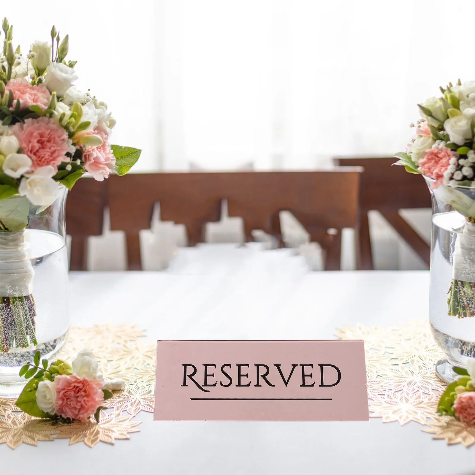 4Pcs Guest Table Signs Stylish Reserved Seat Markers for Wedding Banquet Family Dinner Elegant Seating Solution
4Pcs Guest Table Signs Stylish Reserved Seat Markers for Wedding Banquet Family Dinner Elegant Seating Solution