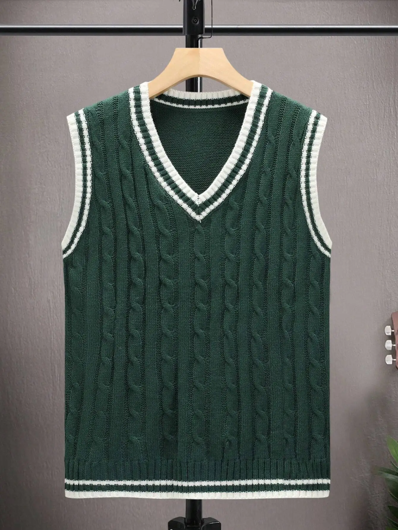 Men's Green Cable Knit V-Neck Sweater Vest with Contrast Trim
Men's Green Cable Knit V-Neck Sweater Vest with Contrast Trim