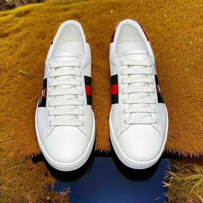 2025 model vintage comfortable fashionable multi-purpose sport shoes with color-matched patterns and designs walking shoes.
2025 model vintage comfortable fashionable multi-purpose sport shoes with color-matched patterns and designs walking shoes.