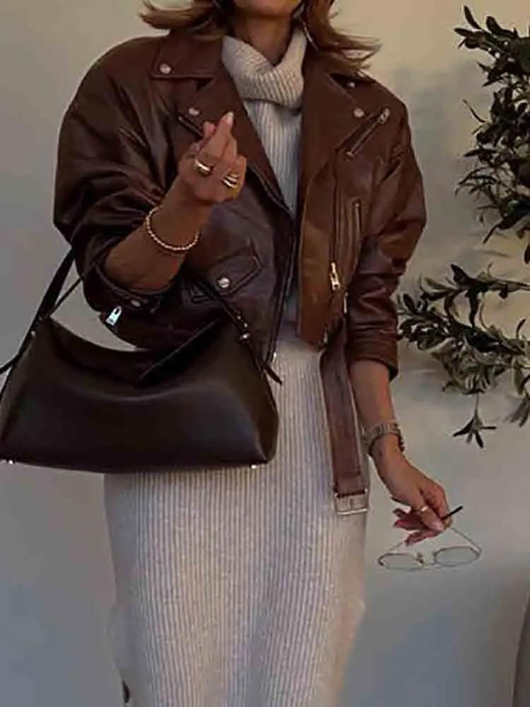 Новый женский топ без рукавов и юбка с ворсовым воротником, элегантный однотонный костюм для поездок на работу, вязаный облегающий комплект с высокой талией, осенне-зимний комплект 
Новый женский топ без рукавов и юбка с ворсовым воротником, элегантный однотонный костюм для поездок на работу, вязаный облегающий комплект с высокой талией, осенне-зимний комплект