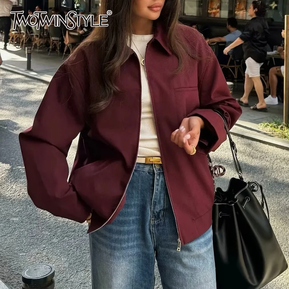 TWOTWINSTYLE Solid Spliced Pockets Loose Jackets For Women Lapel Long Sleeve Minimalist Temperament Chic Coats Female Fashion
TWOTWINSTYLE Solid Spliced Pockets Loose Jackets For Women Lapel Long Sleeve Minimalist Temperament Chic Coats Female Fashion