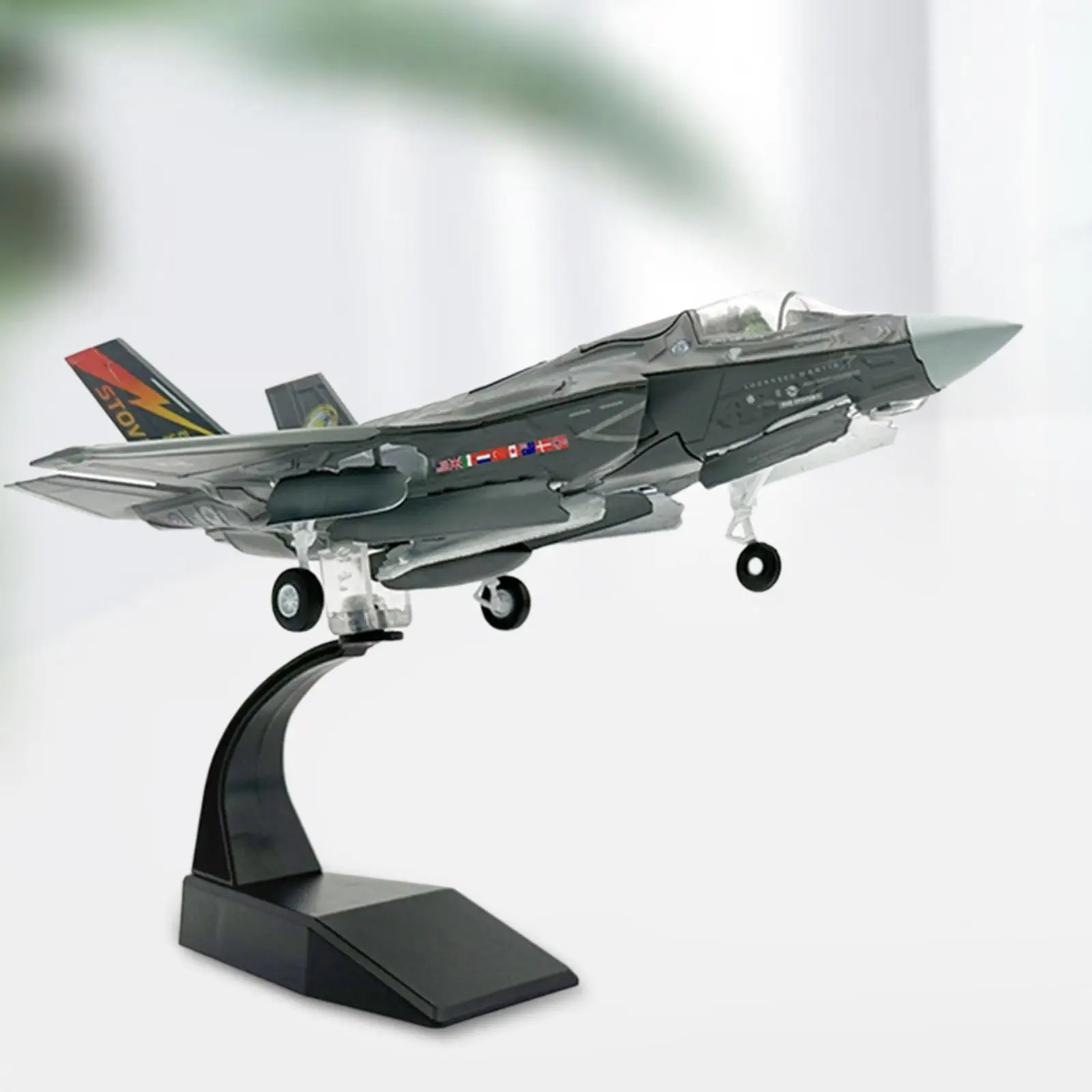 Модель самолета 1:72 настольная декоративная модель самолета для взрослых праздничный подарок
Модель самолета 1:72 настольная декоративная модель самолета для взрослых праздничный подарок