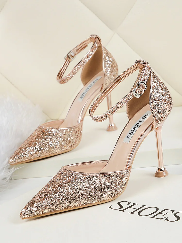 Crystal Shoes Sequins Bling High Heels Pumps Women's Pointed Toe Sandals Stiletto Shiny Wedding Party Shoes Banquet Dress Shoes
Crystal Shoes Sequins Bling High Heels Pumps Women's Pointed Toe Sandals Stiletto Shiny Wedding Party Shoes Banquet Dress Shoes