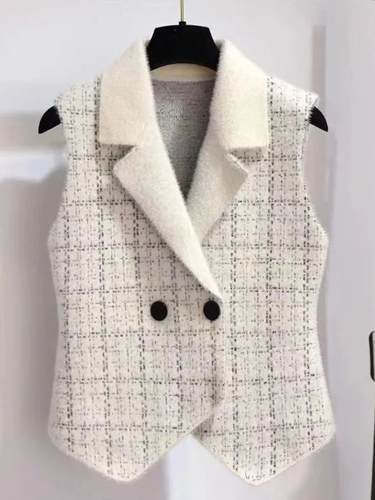 Модный вязаный жилет из искусственного меха норки для женщин, осенне-зимняя новинка, стильная верхняя одежда, модный жилет-куртка, топ
Модный вязаный жилет из искусственного меха норки для женщин, осенне-зимняя новинка, стильная верхняя одежда, модный жилет-куртка, топ