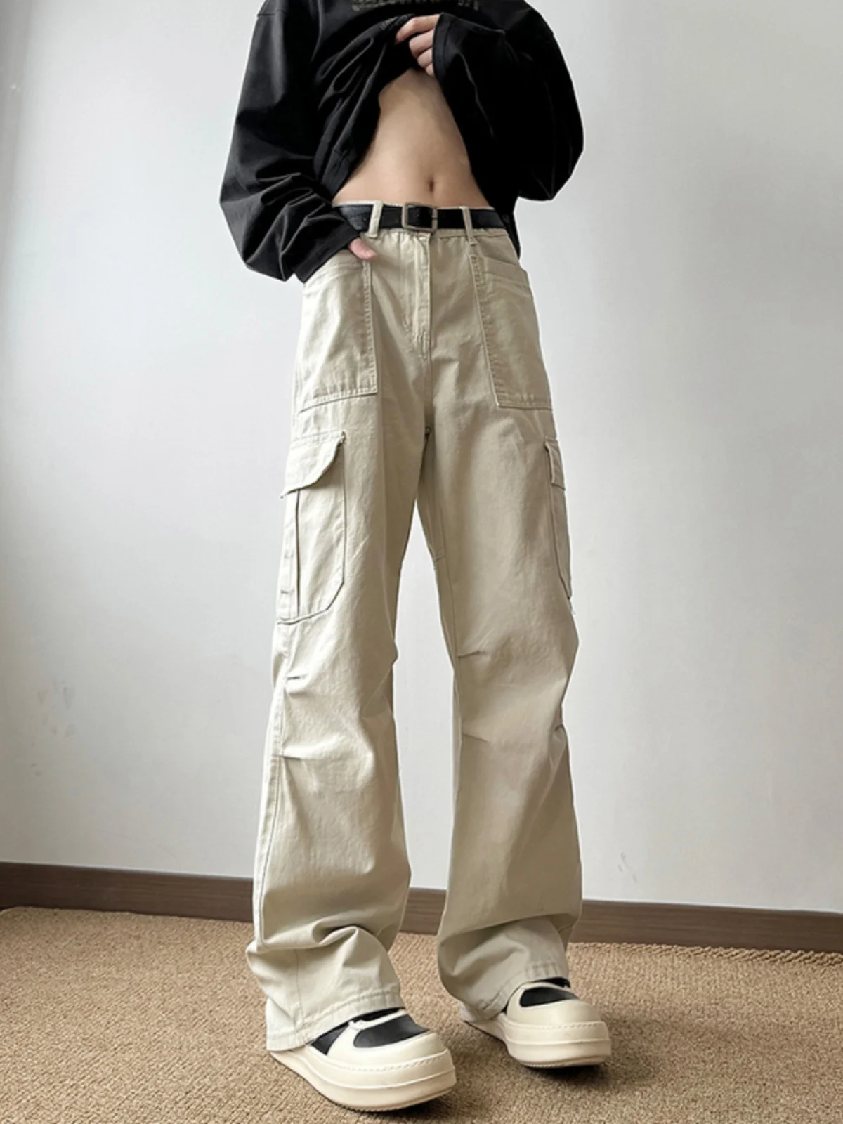 Loose Straight Leg Men's Workwear Pants Summer American High Street Vibe Khaki Color Logging Theme Cleanfit Bent Knife Pants
Loose Straight Leg Men's Workwear Pants Summer American High Street Vibe Khaki Color Logging Theme Cleanfit Bent Knife Pants