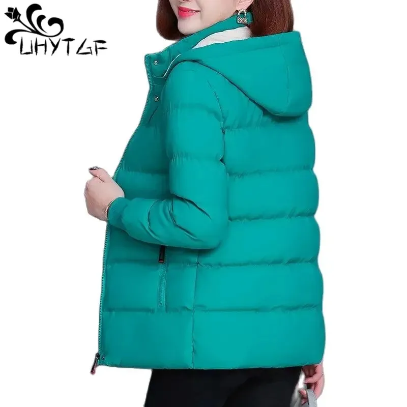 Down Cotton Jacket Women's Winter Warm Hooded Short Coat Female Thicken Parkers Ladies Fashion Removable Cap Women Clothes 2815
Down Cotton Jacket Women's Winter Warm Hooded Short Coat Female Thicken Parkers Ladies Fashion Removable Cap Women Clothes 2815