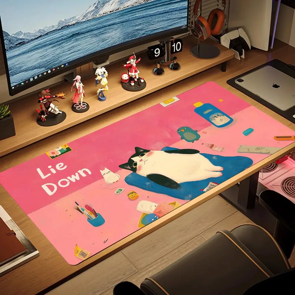Lie Down cat Design Mouse carpet Pad Large MousePad XXL Gaming monitor Rubber Lock keyboard Desk Mat Computer Gamers work office
Lie Down cat Design Mouse carpet Pad Large MousePad XXL Gaming monitor Rubber Lock keyboard Desk Mat Computer Gamers work office