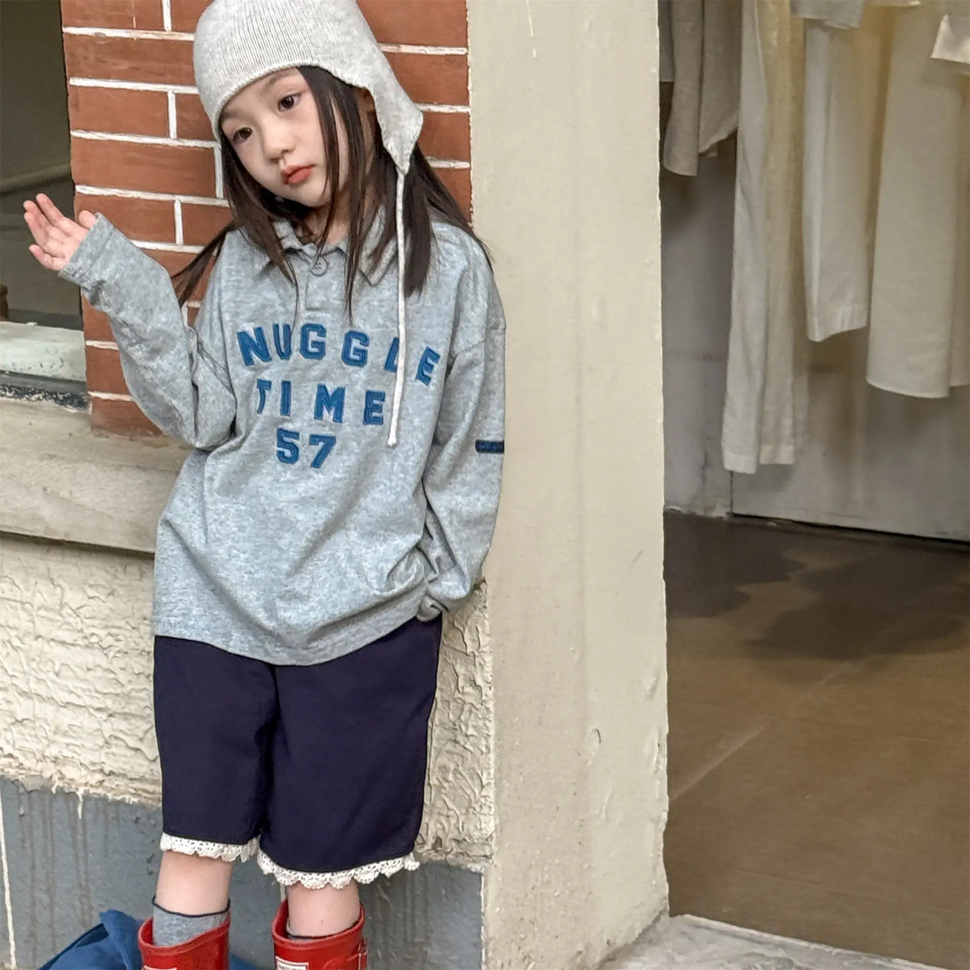 2025 Autumn New Children Long Sleeve Lapel T Shirts Girls Letter Print Tops Cotton Boys Casual Bottoming Shirts Kids Clothes
2025 Autumn New Children Long Sleeve Lapel T Shirts Girls Letter Print Tops Cotton Boys Casual Bottoming Shirts Kids Clothes