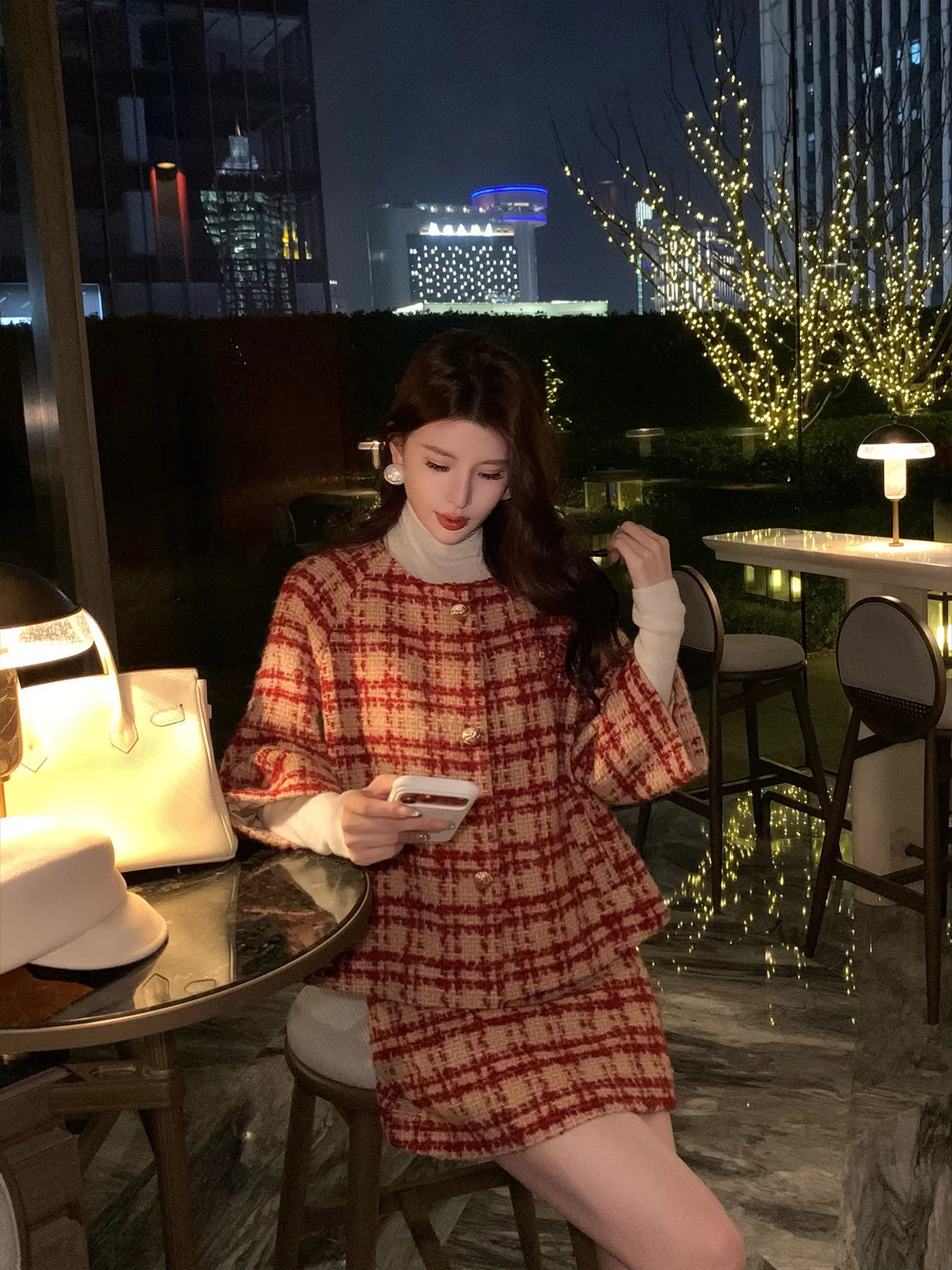 Kun Total Red Woolen Thickened Winter Fashion Set Women's Small Fragrance Style Two-Piece Suit Casual Style Warmth Guaranteed
Kun Total Red Woolen Thickened Winter Fashion Set Women's Small Fragrance Style Two-Piece Suit Casual Style Warmth Guaranteed