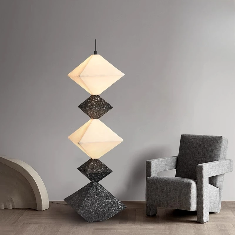Italian living room floor post-modern simple high-end sofa next to black atmosphere minimalist atmosphere lamp
Italian living room floor post-modern simple high-end sofa next to black atmosphere minimalist atmosphere lamp