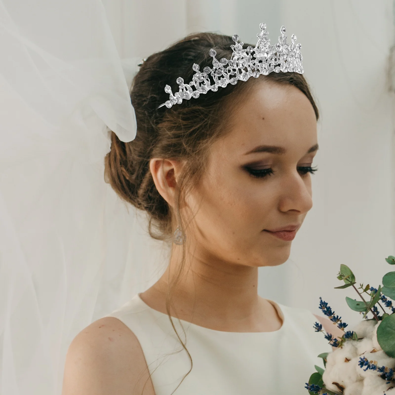 Rhinestone Bridal Crown Hair Accessories Wedding Headb Leaf Style Retro Design Green Pink Color Bride Pageant Crowns Women
Rhinestone Bridal Crown Hair Accessories Wedding Headb Leaf Style Retro Design Green Pink Color Bride Pageant Crowns Women