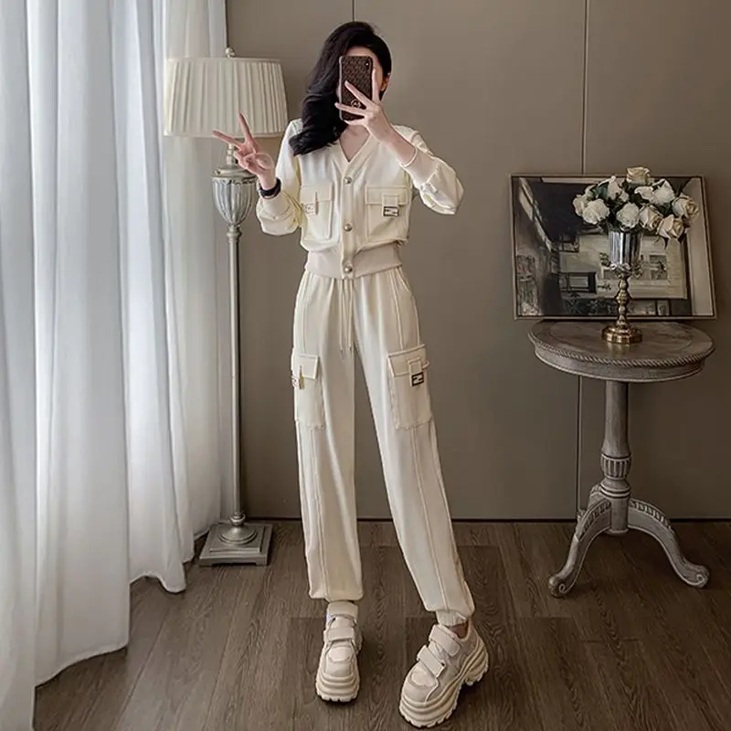 Casual Pants Sets Women Two-piece Set Slim V-neck Cardigan Sweatshirt Top Long Sweatpants Cargo Pants Suits Female Clothes
Casual Pants Sets Women Two-piece Set Slim V-neck Cardigan Sweatshirt Top Long Sweatpants Cargo Pants Suits Female Clothes