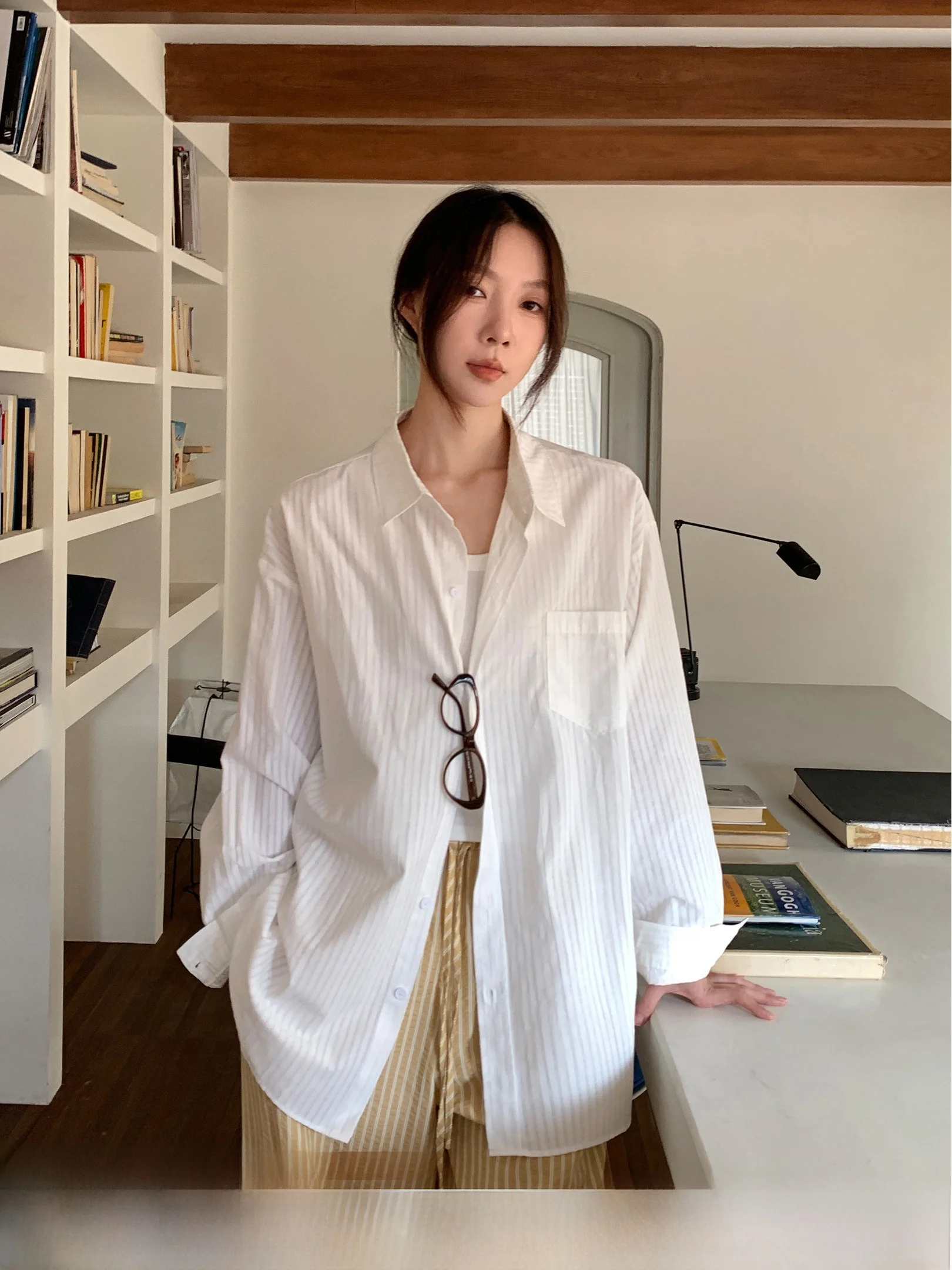 VS What Casual Loose Fit Long Sve Women's irt Physical Sun Protection See tough Vertical Stripes Spring Summer Cotton
VS What Casual Loose Fit Long Sve Women's irt Physical Sun Protection See tough Vertical Stripes Spring Summer Cotton