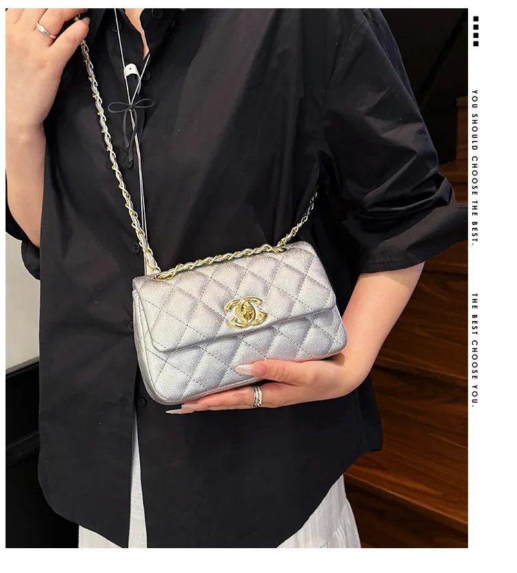 2025 New Women's Small Square Shoulder Bag European Fashion Diamond Chain Crossbody Purse Trendy Mini Handbag
2025 New Women's Small Square Shoulder Bag European Fashion Diamond Chain Crossbody Purse Trendy Mini Handbag