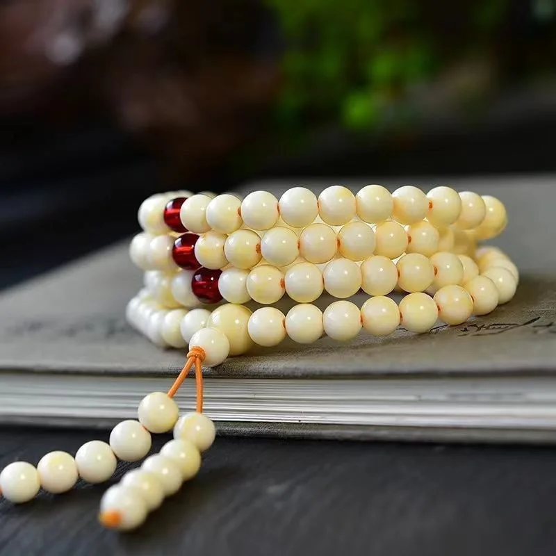 Natural Beeswax and Resin 108 Bead Buddha Bracelet, Stylish Uncoated Handmade Accessories
Natural Beeswax and Resin 108 Bead Buddha Bracelet, Stylish Uncoated Handmade Accessories