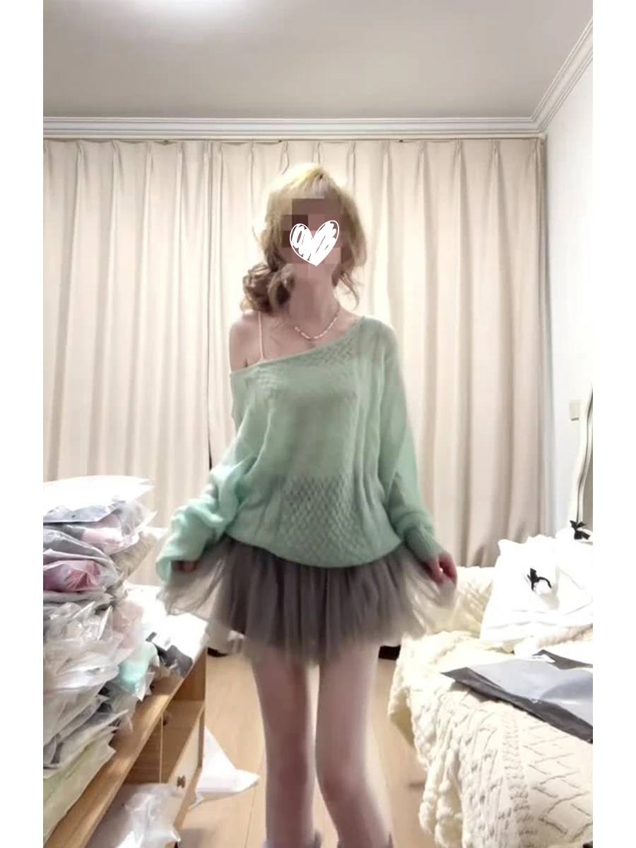 Mint Green Knitted Sweater And Mesh Short Skirt Set Women's Loose Feel Spring New Style Two Piece Set Casual Comfortable Fashion
Mint Green Knitted Sweater And Mesh Short Skirt Set Women's Loose Feel Spring New Style Two Piece Set Casual Comfortable Fashion