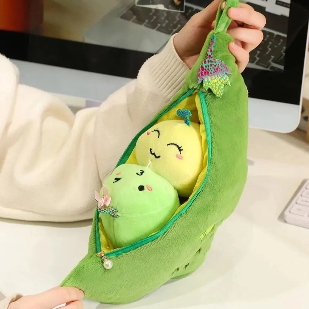 Caterpillar Simulation Pea Pod Plush Doll Lifelike Plants Fluffy Green Soybeans Plush Keychain Collection 40cm
Caterpillar Simulation Pea Pod Plush Doll Lifelike Plants Fluffy Green Soybeans Plush Keychain Collection 40cm